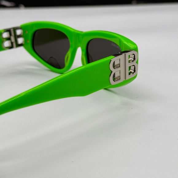 NEW BB0095S 009 BALENCIAGA GREEN GREY CAT EYE WOMEN BALENCIAGA SUNGLASSES - Picture 6 of 10